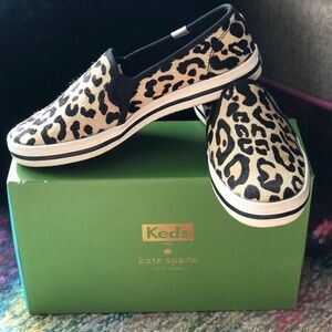 Designer Womens shoe/sneaker